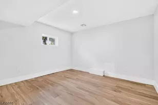 34 Amelia Ave, Livingston, NJ 07039 - Photo 23