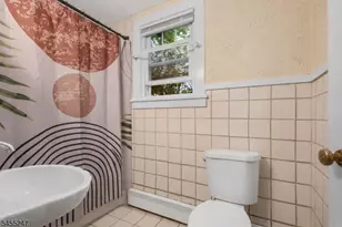 165 Claremont Ave, Montclair, NJ 07042 - Photo 17
