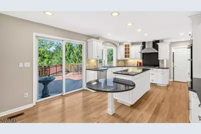 6 Heather Hill Way, Mendham, NJ 07945 - Photo 13