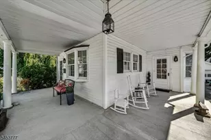 28 Leary Ave, Bloomingdale, NJ 07403 - Photo 11