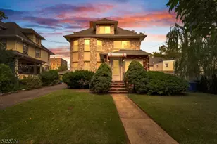 90 Cedar St, Ridgefield, NJ 07660 - Photo 1