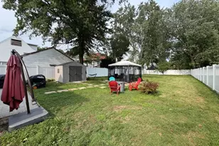 413 Pine St, Roselle, NJ 07203 - Photo 41