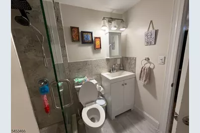 413 Pine St, Roselle, NJ 07203 - Photo 21