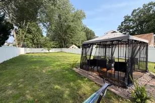 413 Pine St, Roselle, NJ 07203 - Photo 33