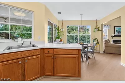 416 Homestead Ct, Lopatcong Township, NJ 08886 - Photo 7