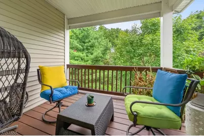 416 Homestead Ct, Lopatcong Township, NJ 08886 - Photo 11