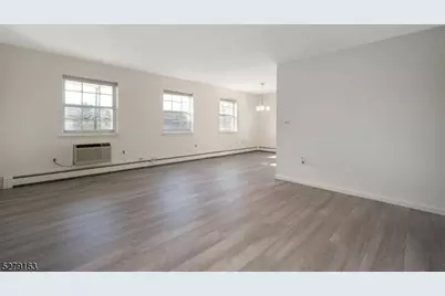 80 E Main St #6, Mendham, NJ 07945 - Photo 5