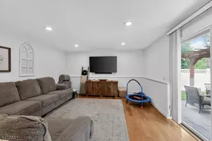 20 Arnold Dr, Parsippany, NJ 07054 - Photo 19