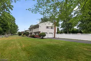 20 Arnold Dr, Parsippany, NJ 07054 - Photo 3