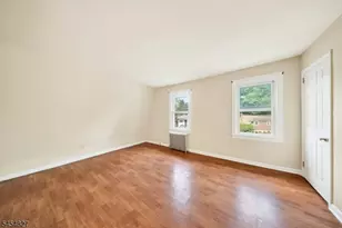 1871 W 4th St, Piscataway Township, NJ 08854 - Photo 13