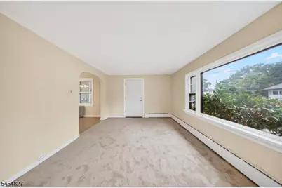 1871 W 4th St, Piscataway Township, NJ 08854 - Photo 5