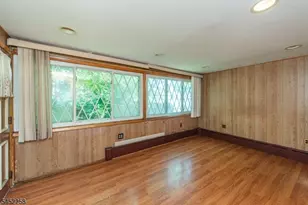 385 E 41st St, Paterson, NJ 07504 - Photo 11
