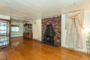 385 E 41st St, Paterson, NJ 07504 - Photo 5