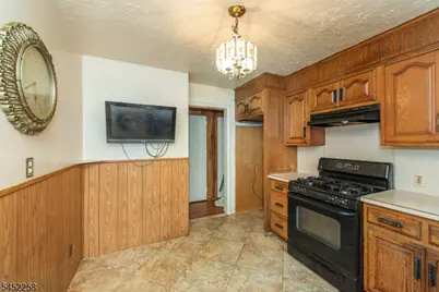 385 E 41st St, Paterson, NJ 07504 - Photo 9