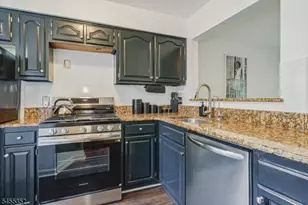 17 Rushmore Ln, Allamuchy Township, NJ 07840 - Photo 13