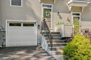 17 Rushmore Ln, Allamuchy Township, NJ 07840 - Photo 3