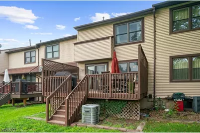 35 Chelsea Cir, Raritan Township, NJ 08822 - Photo 25