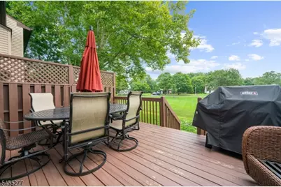 35 Chelsea Cir, Raritan Township, NJ 08822 - Photo 27