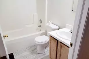 26 Cambridge St, East Orange, NJ 07018 - Photo 3