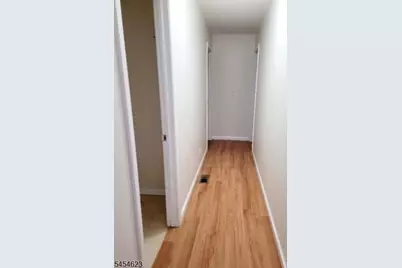 26 Cambridge St, East Orange, NJ 07018 - Photo 7