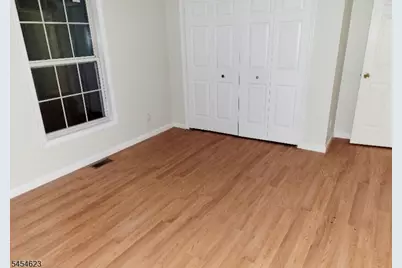 26 Cambridge St, East Orange, NJ 07018 - Photo 5