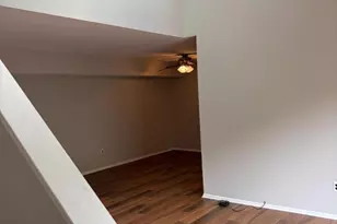 806 Yorkshire Dr, Raritan Township, NJ 08822 - Photo 7