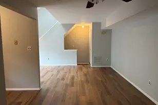 806 Yorkshire Dr, Raritan Township, NJ 08822 - Photo 5