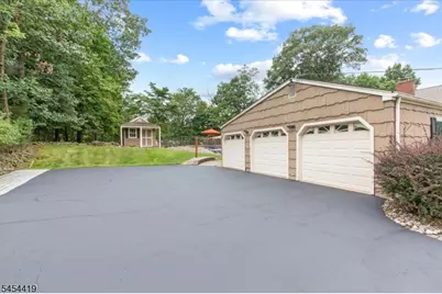 1137 Concord Dr, Bridgewater, NJ 08807 - Photo 35