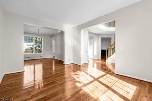 10 Sutton Ct, Bridgewater, NJ 08807 - Photo 9