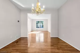 10 Sutton Ct, Bridgewater, NJ 08807 - Photo 13