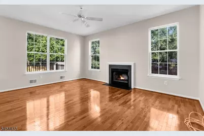 10 Sutton Ct, Bridgewater, NJ 08807 - Photo 25