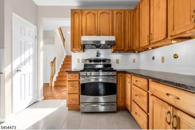 10 Sutton Ct, Bridgewater, NJ 08807 - Photo 19