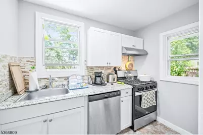 26 Hillside Ave, Chatham, NJ 07928 - Photo 5