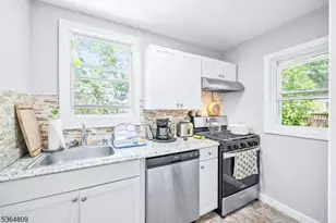 26 Hillside Ave, Chatham, NJ 07928 - Photo 5
