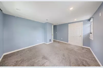 926 N Washington Ave, Green Brook Township, NJ 08812 - Photo 21
