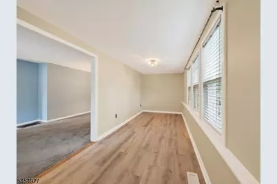 926 N Washington Ave, Green Brook Township, NJ 08812 - Photo 7