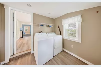 926 N Washington Ave, Green Brook Township, NJ 08812 - Photo 17