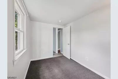926 N Washington Ave, Green Brook Township, NJ 08812 - Photo 23