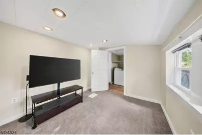 926 N Washington Ave, Green Brook Township, NJ 08812 - Photo 19