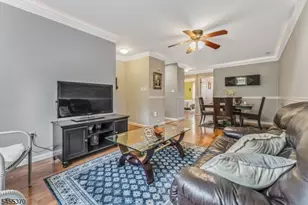 705 Clark Cir, Raritan Township, NJ 08822 - Photo 3