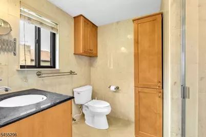 38 Park St #D, Florham Park, NJ 07932 - Photo 9