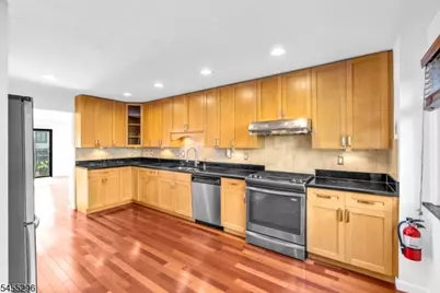 38 Park St #D, Florham Park, NJ 07932 - Photo 3
