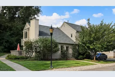 4F Somerset Hills Ct, Bernardsville, NJ 07924 - Photo 1