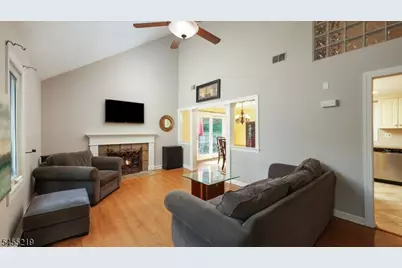 4F Somerset Hills Ct, Bernardsville, NJ 07924 - Photo 3