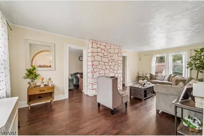 602 Eagle Rock Ave, West Orange Township, NJ 07052 - Photo 5