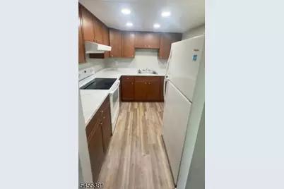369 Washington Ave #15 D, Victory Gardens, NJ 07801 - Photo 5