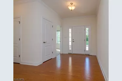 9 Comstock Ln, Montgomery Township, NJ 08558 - Photo 3