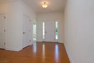9 Comstock Ln, Montgomery Township, NJ 08558 - Photo 3