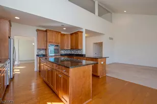 9 Comstock Ln, Montgomery Township, NJ 08558 - Photo 11