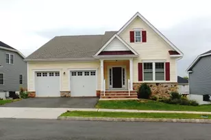9 Comstock Ln, Montgomery Township, NJ 08558 - Photo 1